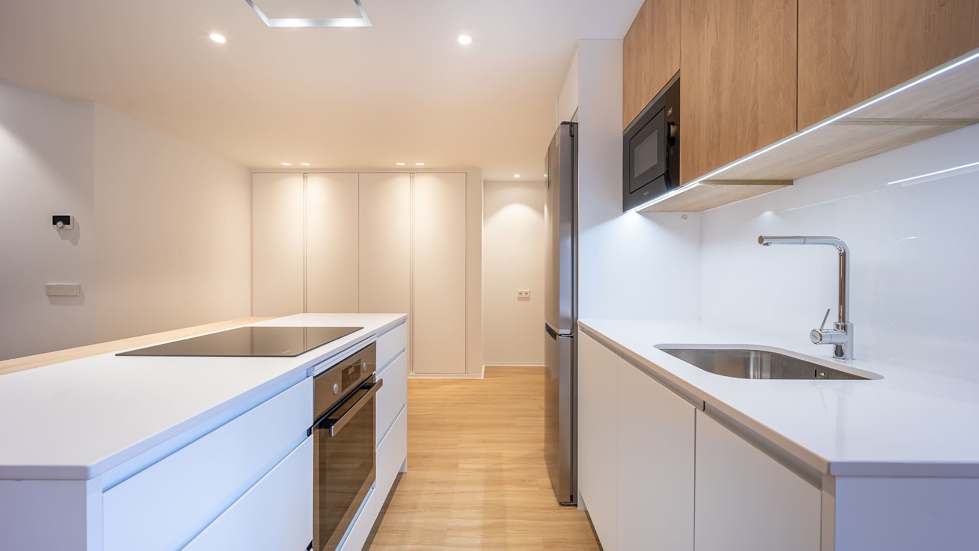 07. kitchen view