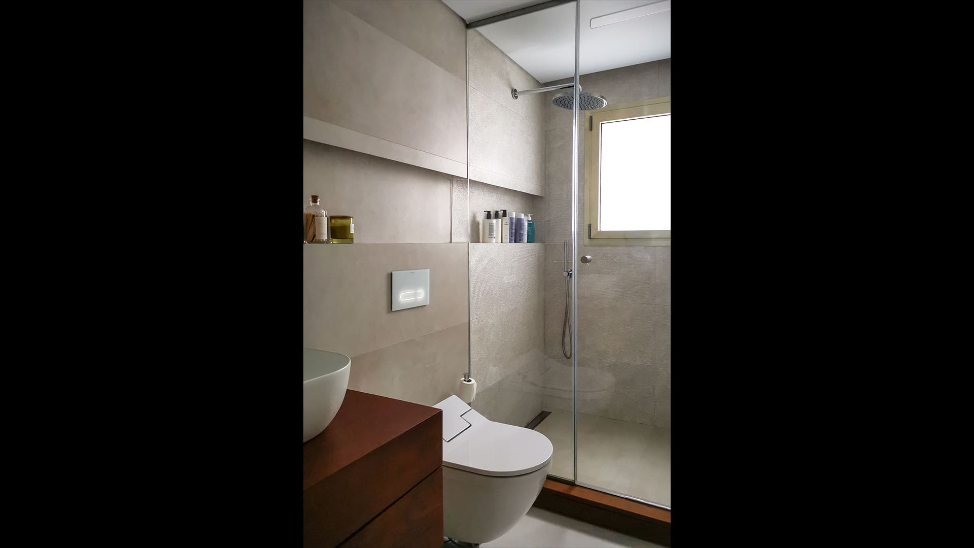 08. Menorca residence master bathroom